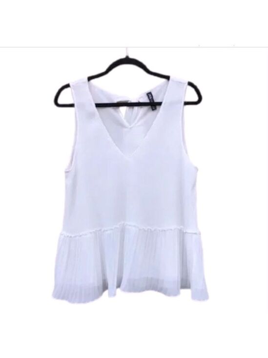Zara Tops - Zara Pleated V-Neck White Peplum Ruffle Swing Tank Top